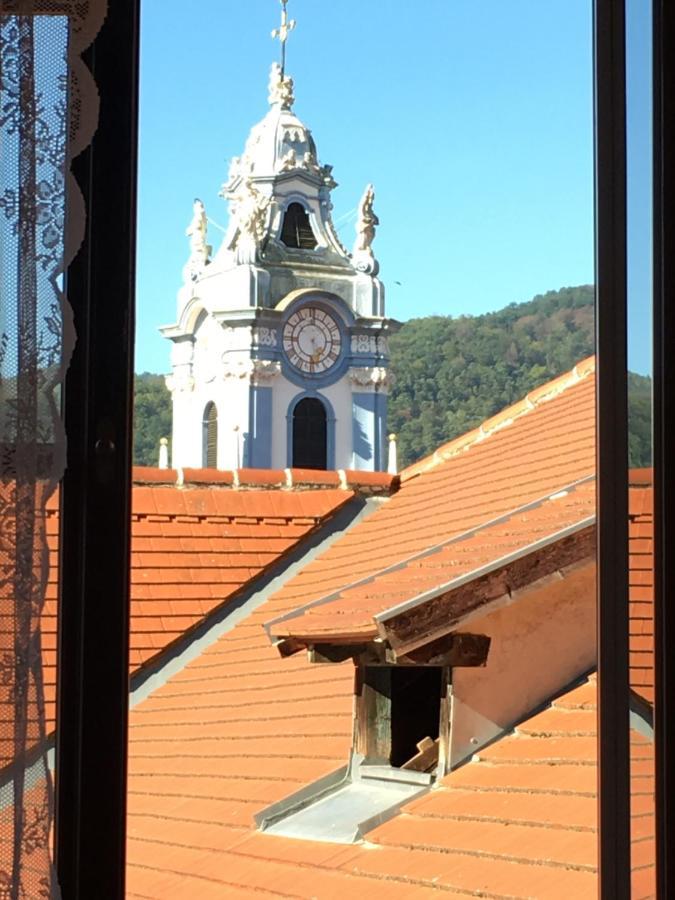 Pension Altes Rathaus Durnstein Bagian luar foto