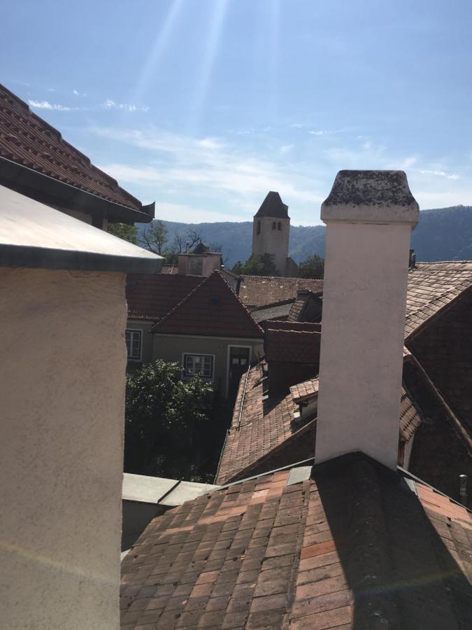 Pension Altes Rathaus Durnstein Bagian luar foto